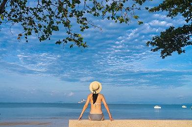 《皎月坠落之时》Steam页面上线 游戏发售日期待定